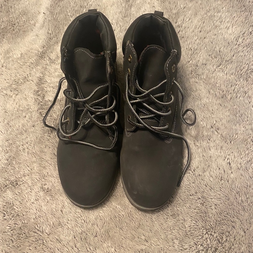 Similar to timberland boots size 6 boys